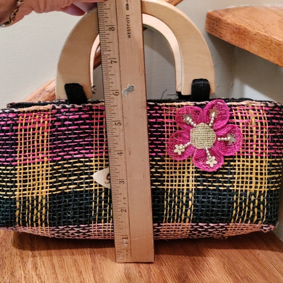 Woven handbag - Picture 9 of 11